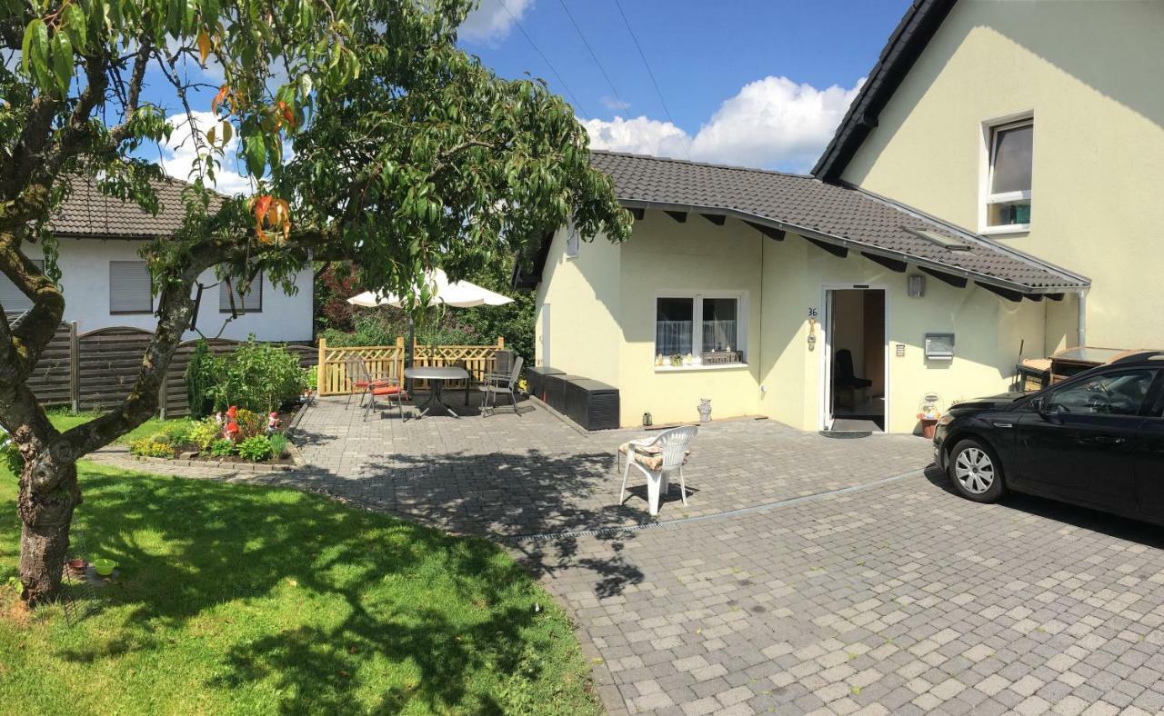 Miniappartement Zini Lindlar Eksteriør billede