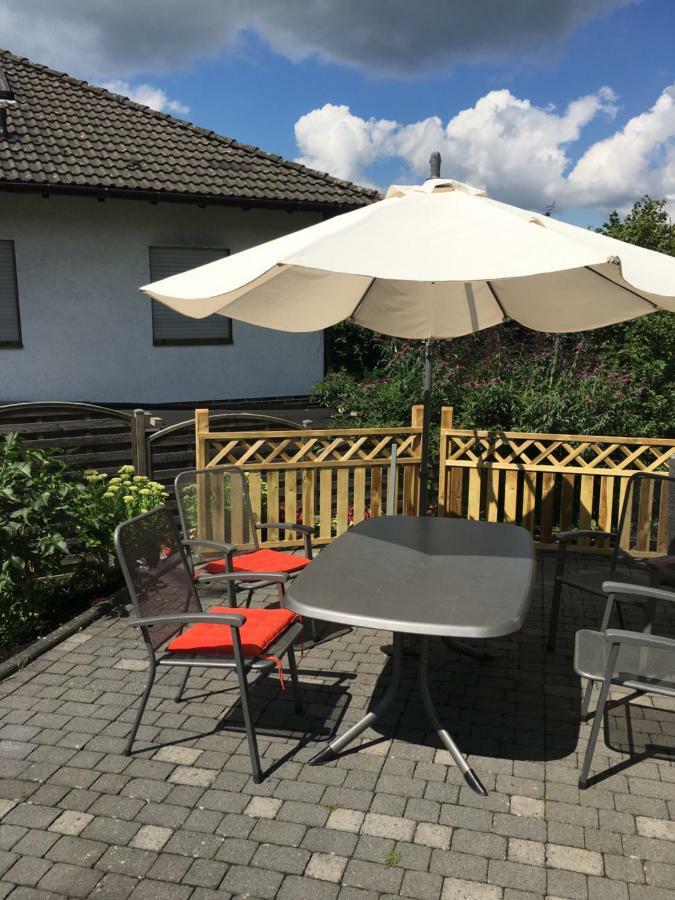 Miniappartement Zini Lindlar Eksteriør billede