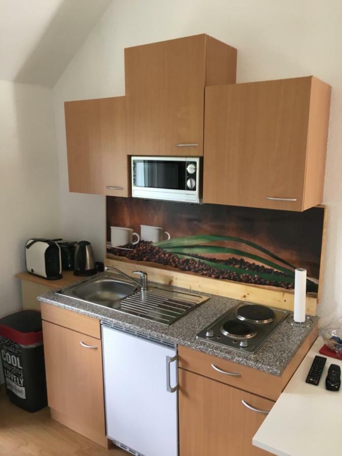 Miniappartement Zini Lindlar Eksteriør billede